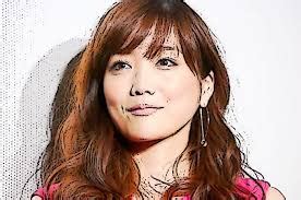 佐藤江梨子 エロ|佐藤江梨子(サトエリ)のセミヌード・水着グラビア画像88枚｜エ 